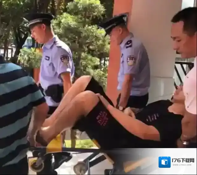 高考和命谁更重要？复读生抱病考试突发胃出血